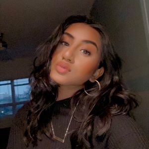 Meet your Posher, Anagha